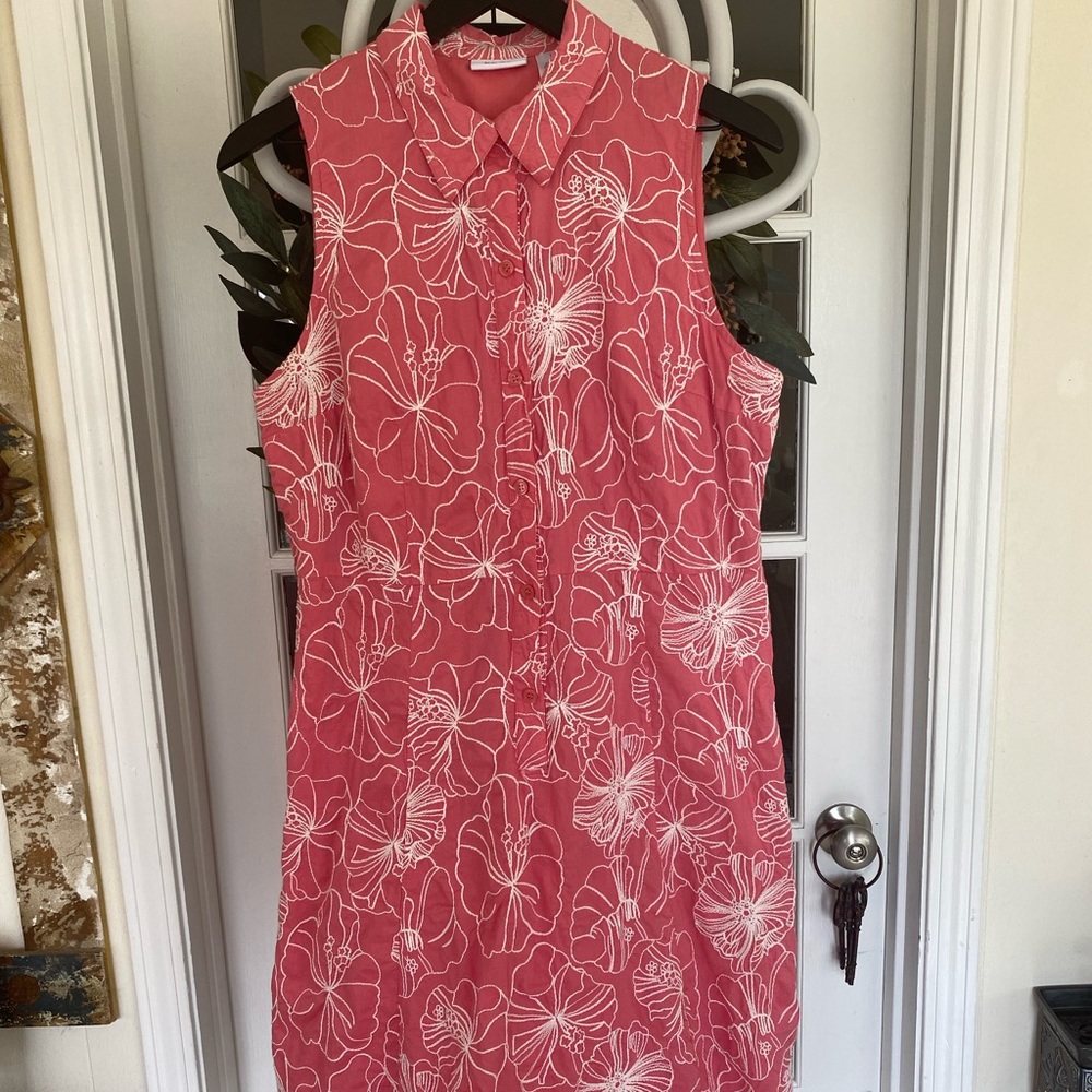 liz & co Embroidered Floral Sleeveless Midi Dress 14